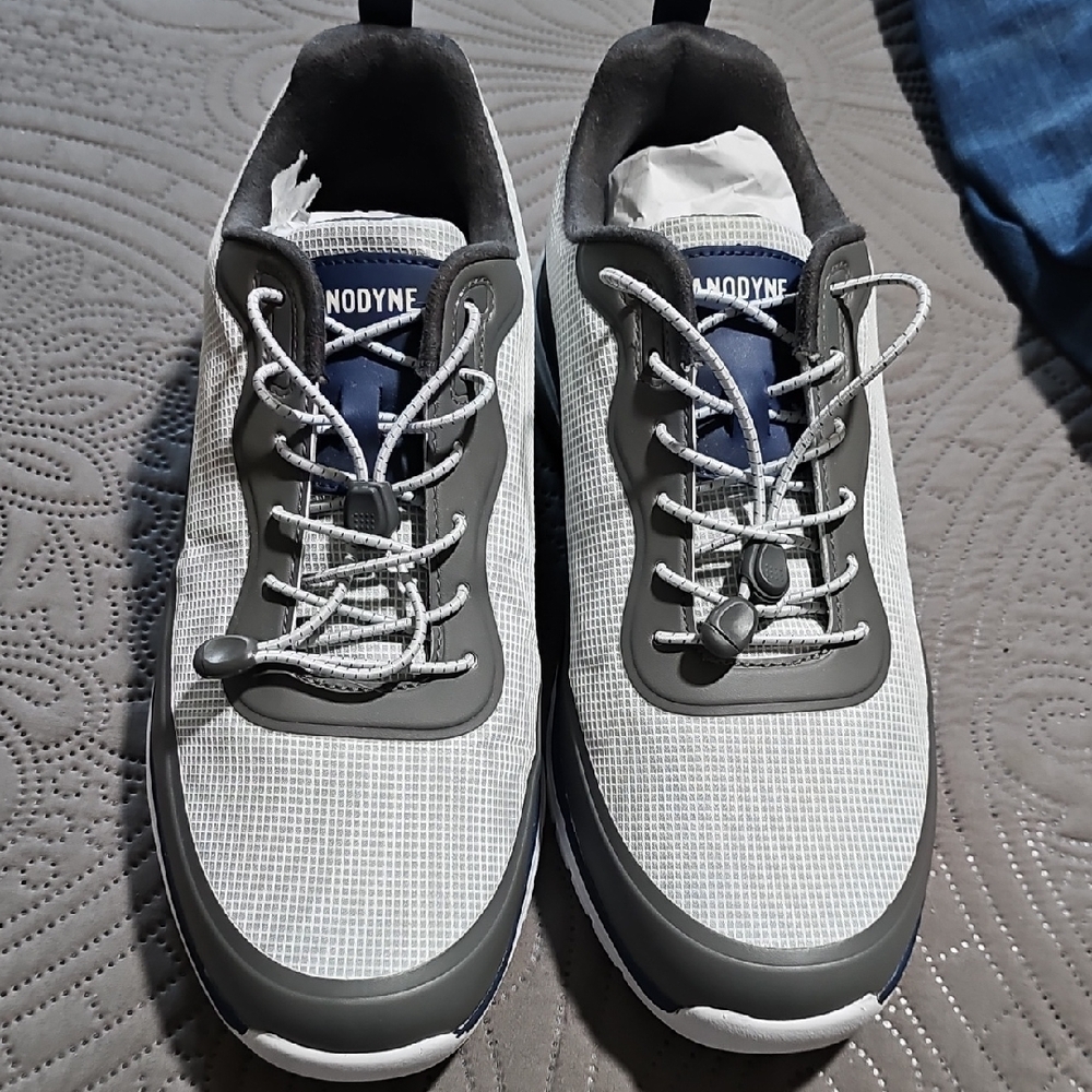 Anodyne Men's Stylish Gray Sneakers